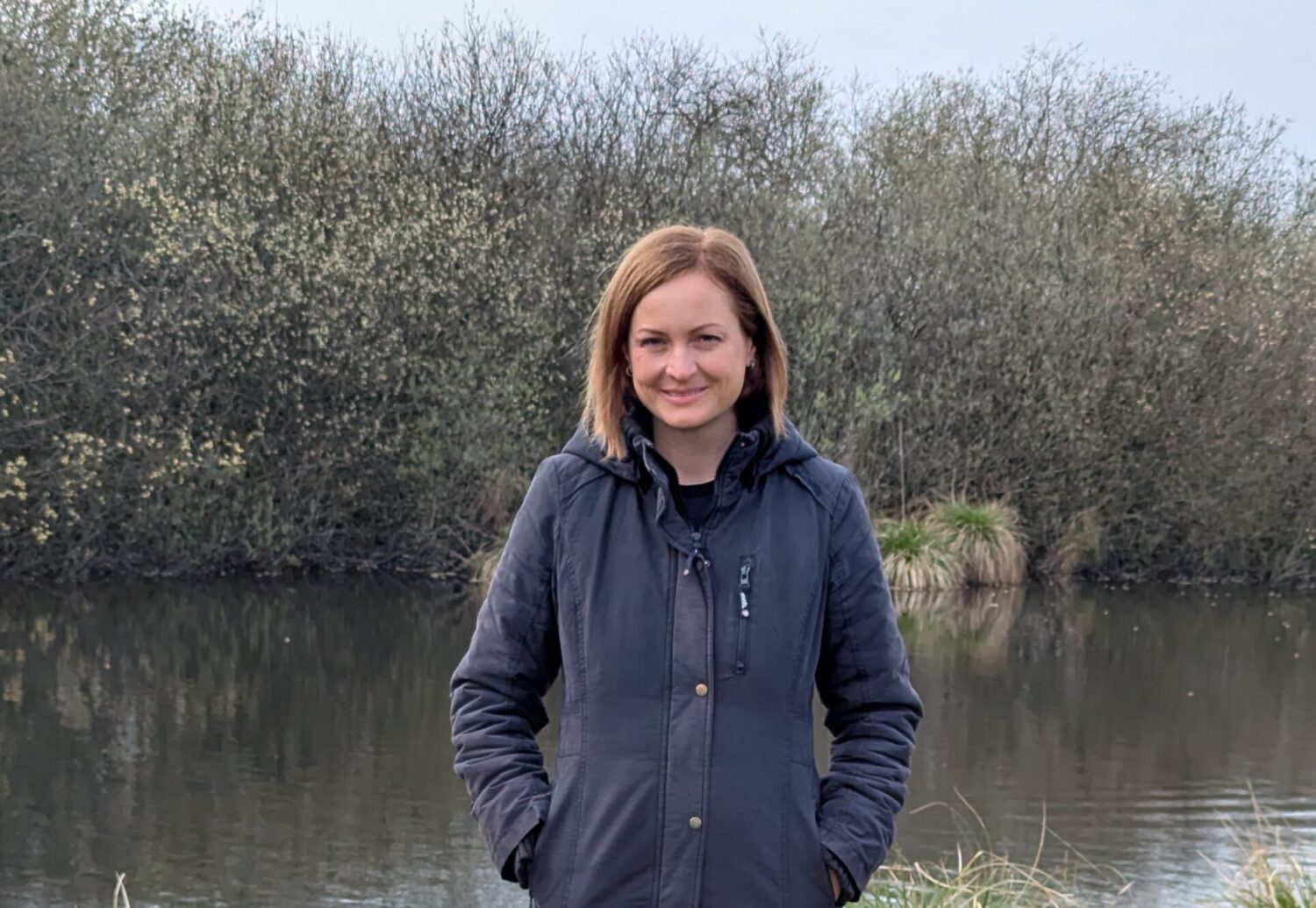 Moin und Hallo, mein Name ist Nadine, ich komme aus Heide und freue mich sehr, seit Anfang April Teil des Bündnisses Naturschutz zu sein.